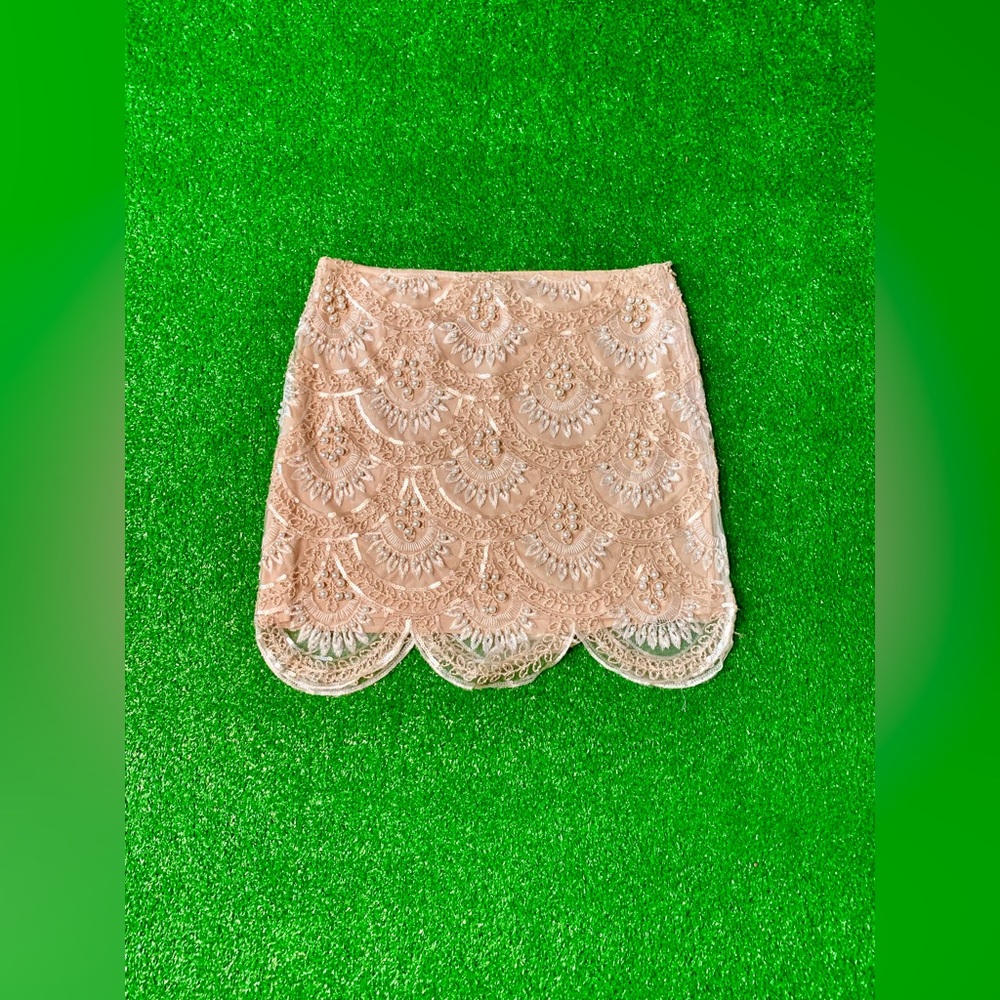 Unique Beaded Pearl Skirt from Akira 🐩